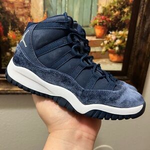 Jordan 11 Retro Midnight Navy (PS) sneakers